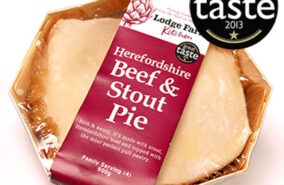 Lodge farm beef and stout pie