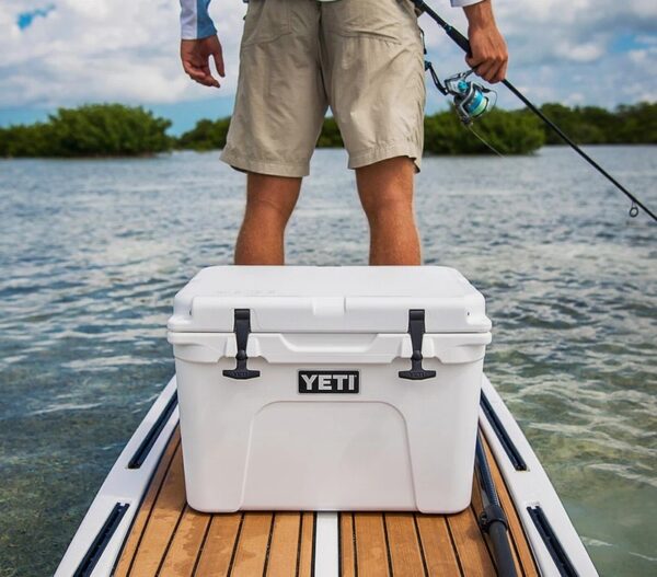 Yeti Tundra 35 Cool Box