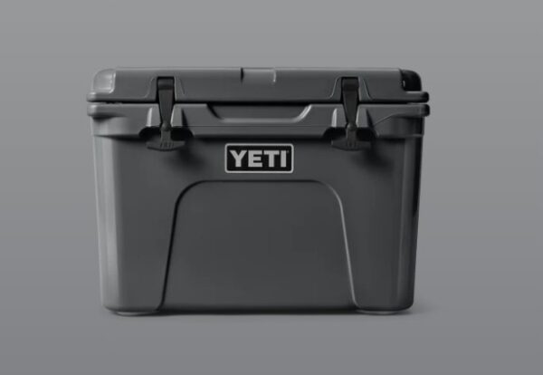 Yeti Tundra 35 Cool Box - Image 2