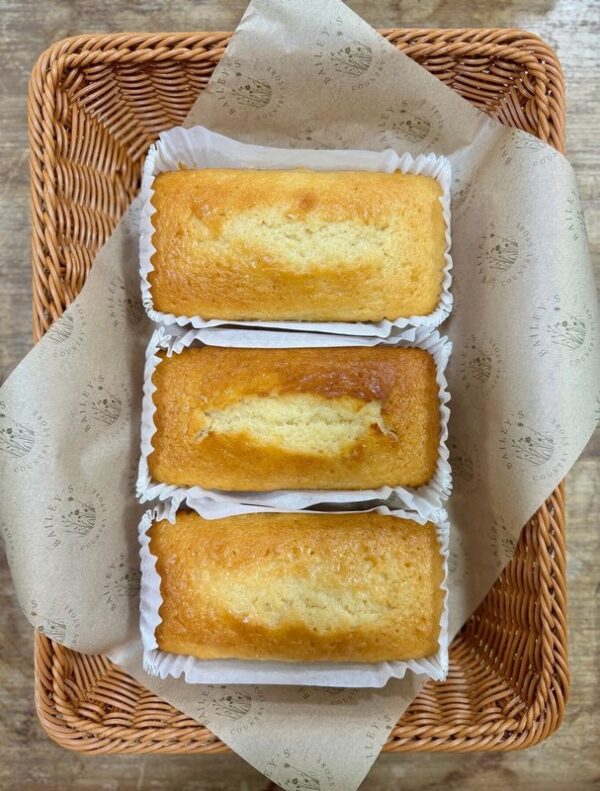 Bailey's Homemade Lemon Drizzle Cake